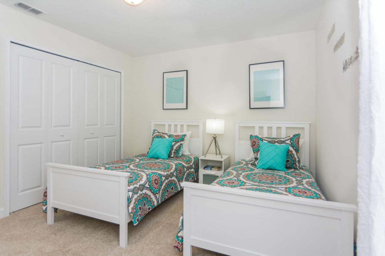 Enchanting Decor With Private Pool At Storey Sl4714 Kissimmee