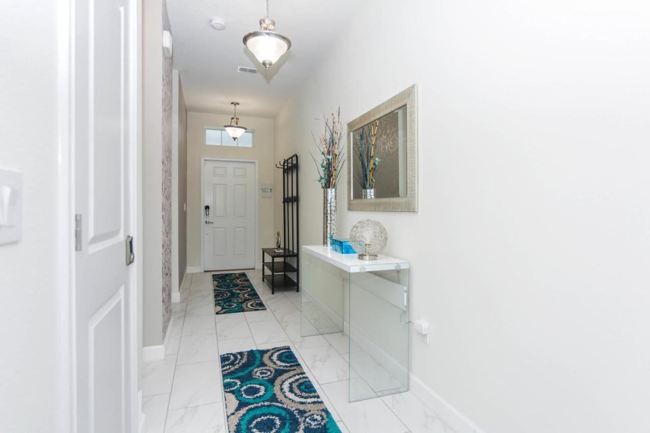 Holiday home Enchanting Decor With Private Pool At Storey Sl4714 *