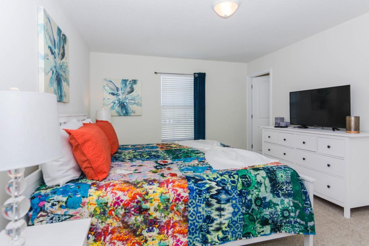 Enchanting Decor With Private Pool At Storey Sl4714 Holiday home Kissimmee