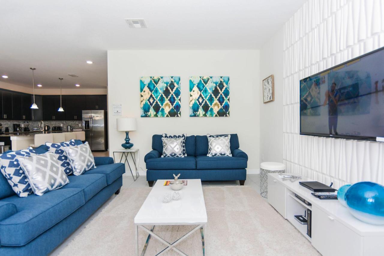 Holiday home Enchanting Decor With Private Pool At Storey Sl4714 *