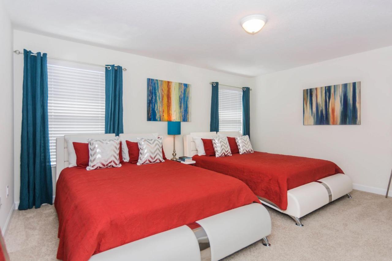 Enchanting Decor With Private Pool At Storey Sl4714