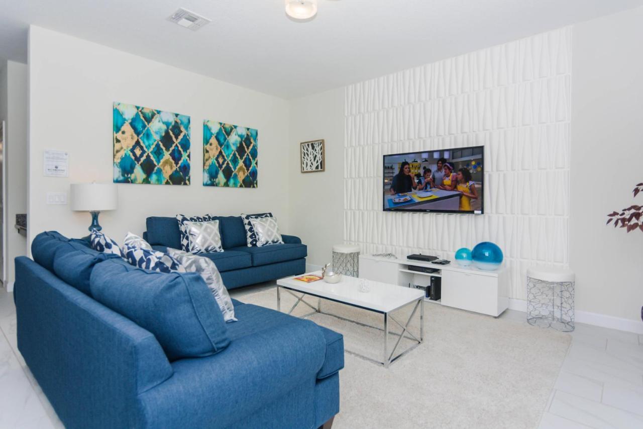 Enchanting Decor With Private Pool At Storey Sl4714 Holiday home Kissimmee